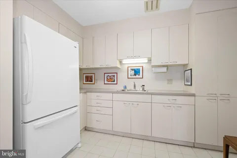 $1,600,000 | 12 Brendle Lane, Wilmington, DE 19807