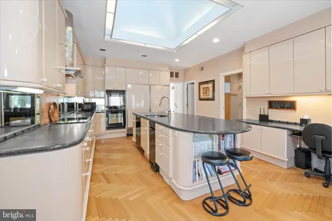 $1,600,000 | 12 Brendle Lane, Wilmington, DE 19807