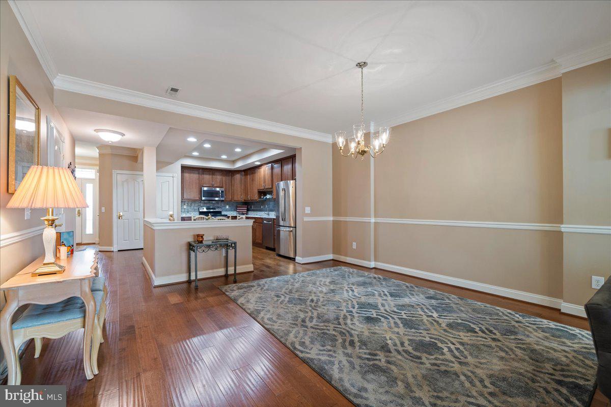 327 Melbourne Way Souderton, PA 18964 - Photo 9 of 44 a view of a kitchen and dining room