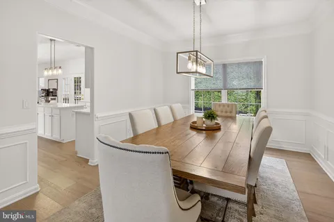 $824,900 | 242 Fox Chase Street, Warrenton, VA 20186