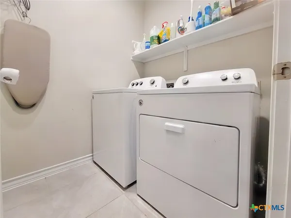 $2,495 | 365 Mary Max Circle, San Marcos, TX 78666