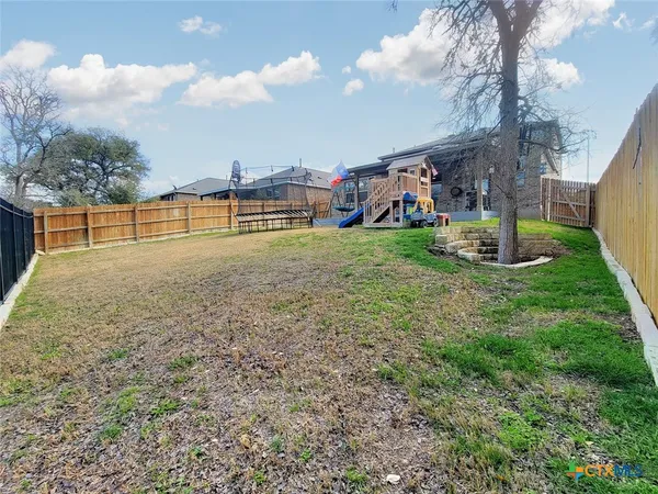 $2,495 | 365 Mary Max Circle, San Marcos, TX 78666