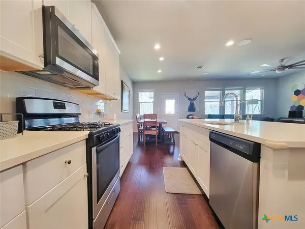 $2,495 | 365 Mary Max Circle, San Marcos, TX 78666