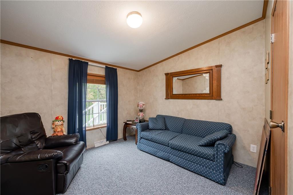 174 McGregor Road Butler, PA 16001 - Photo 17 of 25 Gallery Image 17