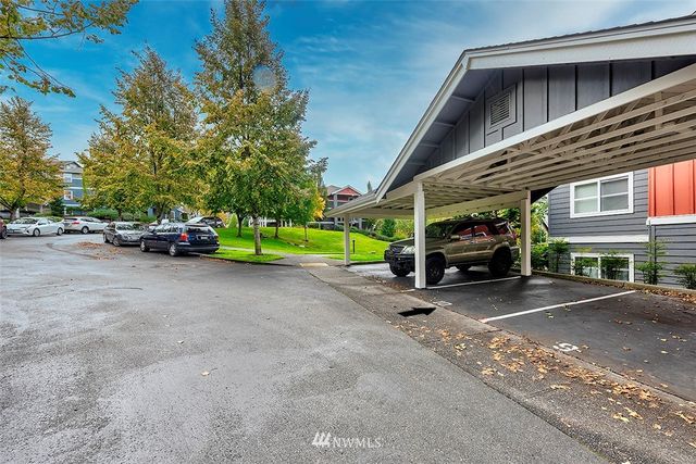 $365,000 | 1696 25th Avenue Northeast, Unit 304, Issaquah, WA 98029