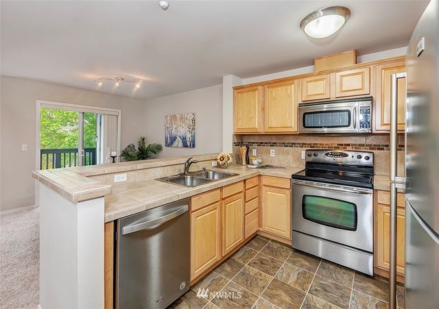 $365,000 | 1696 25th Avenue Northeast, Unit 304, Issaquah, WA 98029