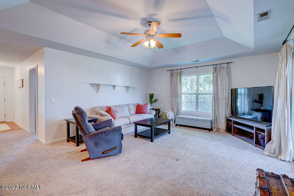 136 Watersfield Road Leland, NC 28451 - Photo 15 of 45 Living room