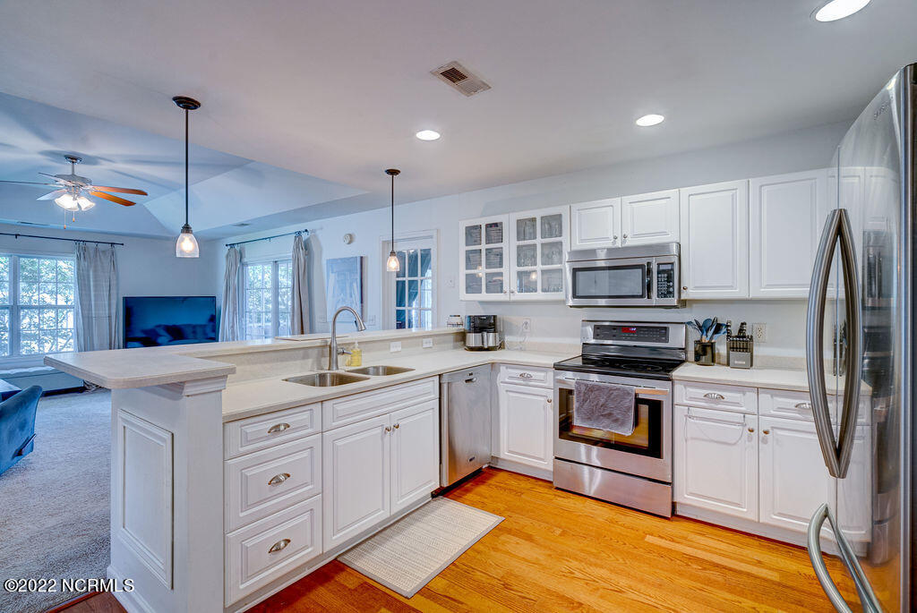 136 Watersfield Road Leland, NC 28451 - Photo 6 of 45 Kitchen