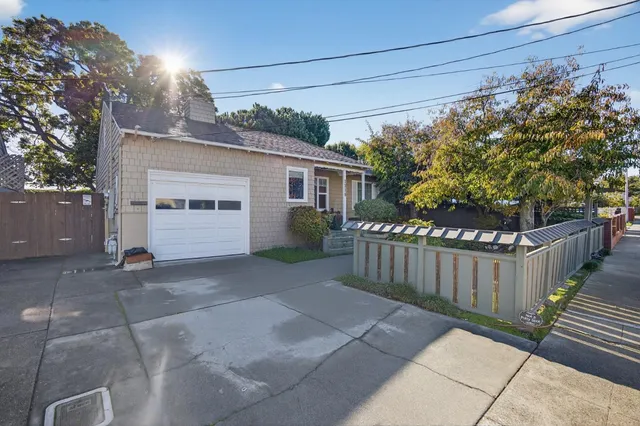 $1,298,000 | 1318 Huron Avenue, San Mateo, CA 94401