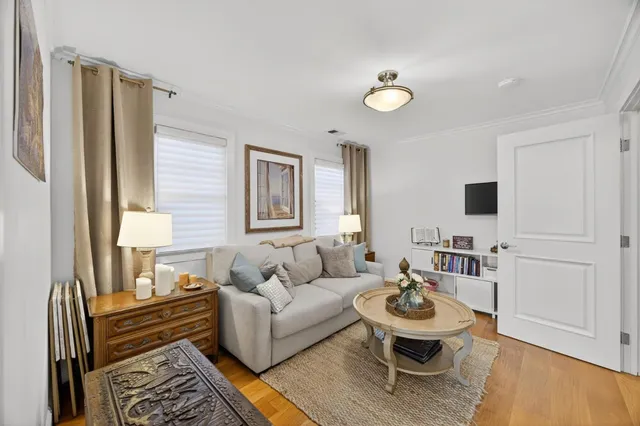 $1,298,000 | 1318 Huron Avenue, San Mateo, CA 94401