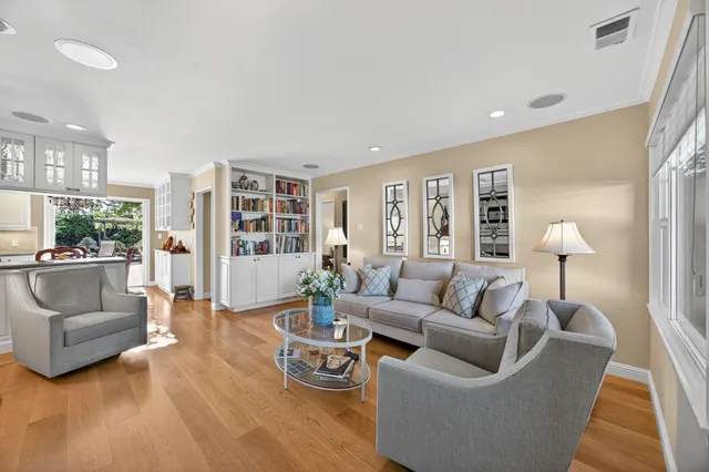 $1,298,000 | 1318 Huron Avenue, San Mateo, CA 94401