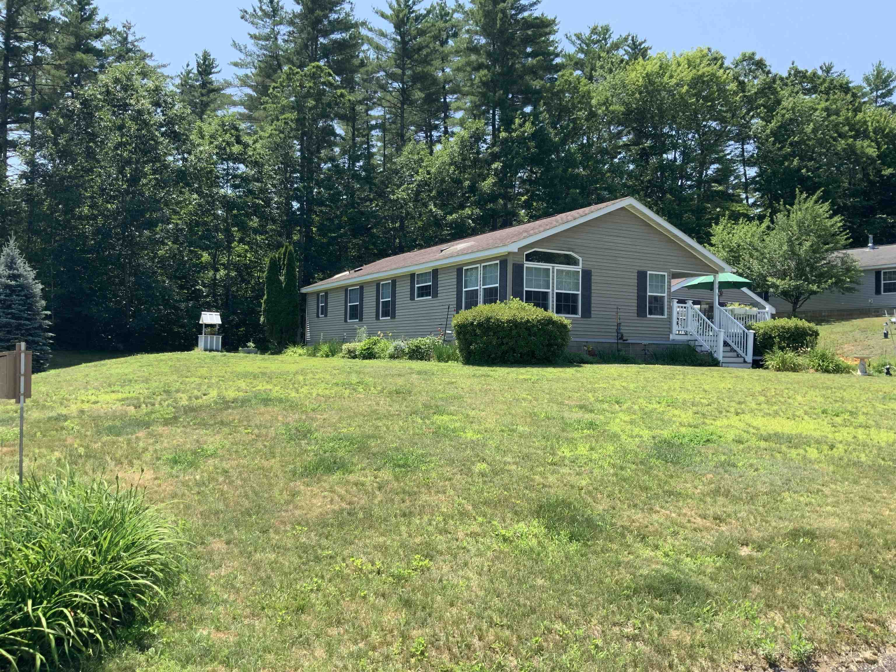56 Osprey Road Alton, NH 03809 - Photo 2 of 31