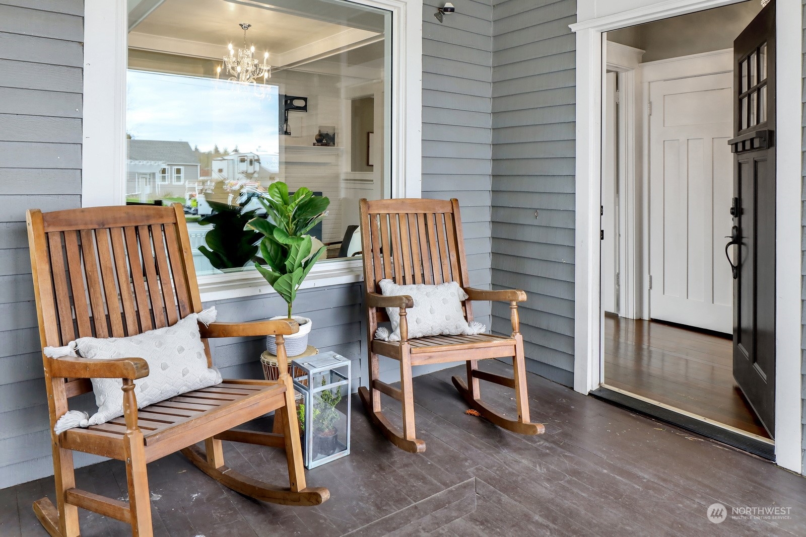 2120 12th Street Anacortes, WA 98221 - Photo 38 of 40 a outdoor living space with furniture