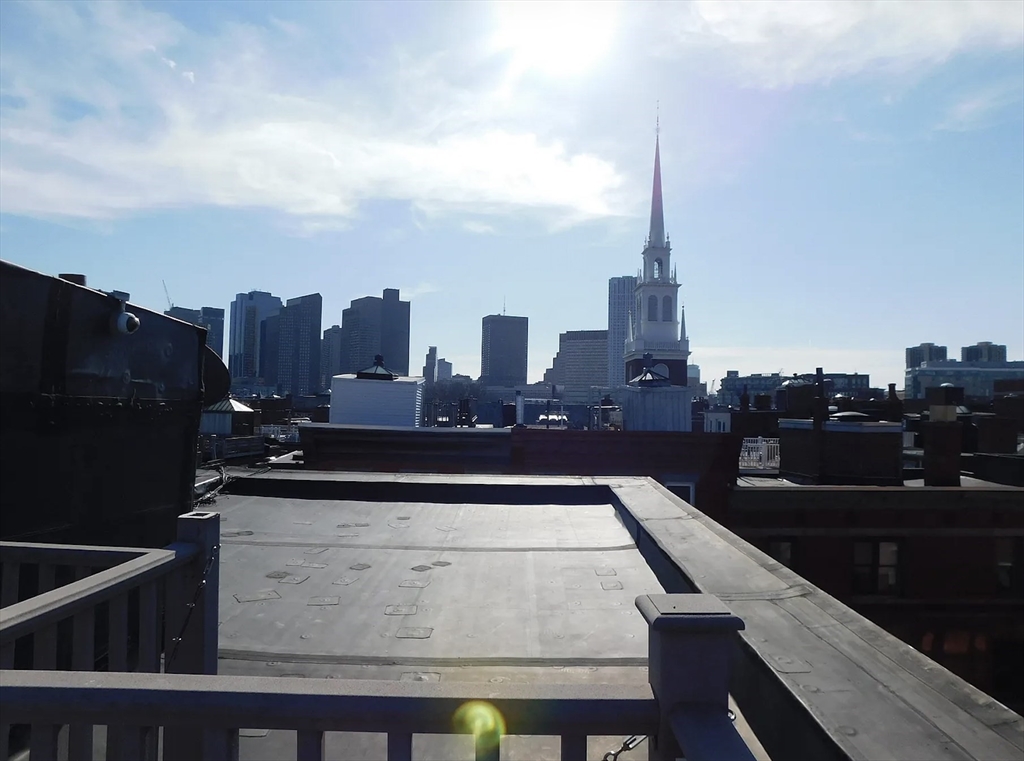 35 Charter Street, Unit 4 Boston, MA 02113 - Photo 11 of 11
