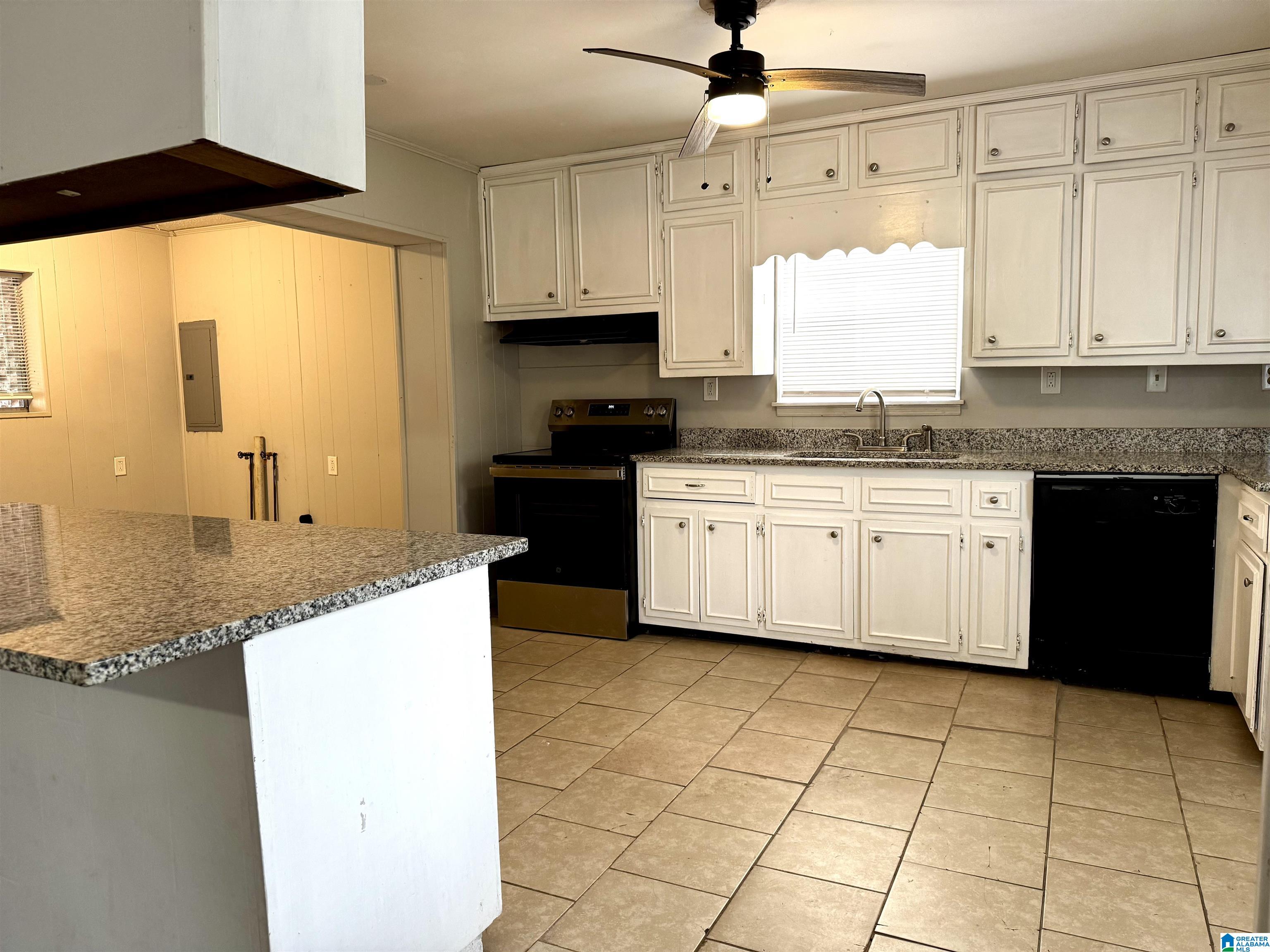 415 Thomas Street Warrior, AL 35180 - Photo 11 of 22