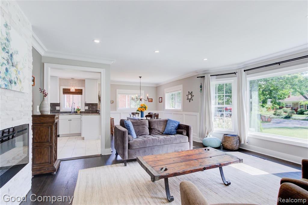 31295 West Rutland Street Beverly Hills, MI 48025 - Photo 8 of 52