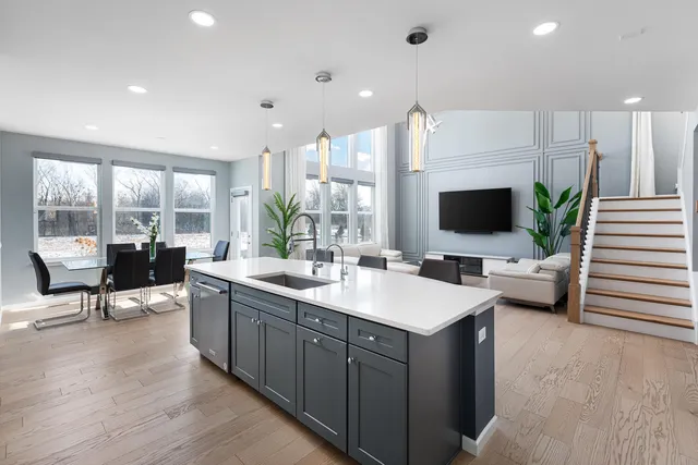 $1,189,000 | 1127 Hibbard Road, Naperville, IL 60563