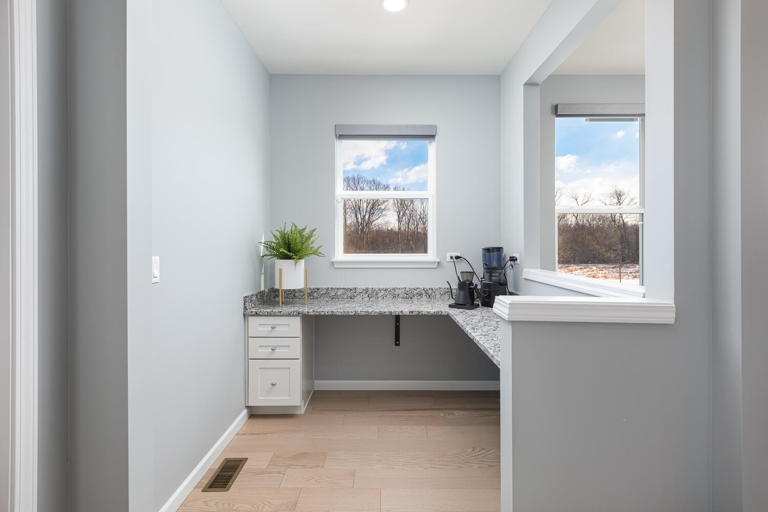 1127 Hibbard Road Naperville, IL 60563 - Photo 19 of 84