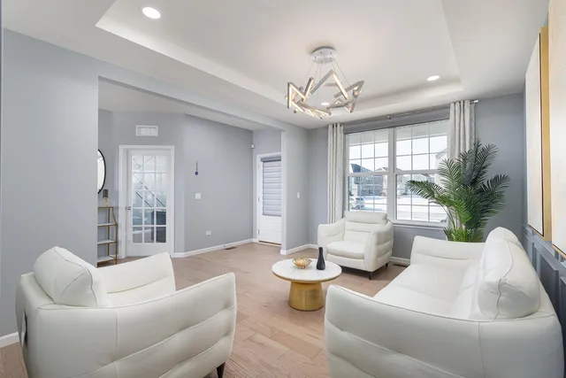 $1,189,000 | 1127 Hibbard Road, Naperville, IL 60563