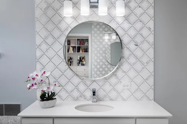 $1,189,000 | 1127 Hibbard Road, Naperville, IL 60563