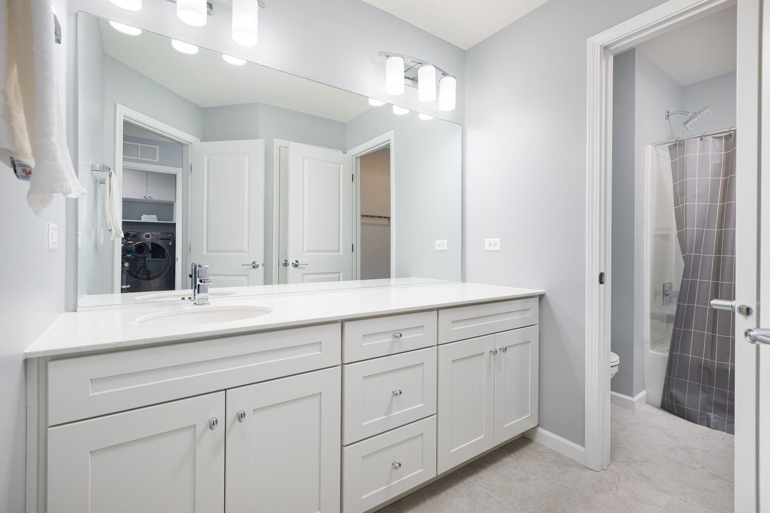 1127 Hibbard Road Naperville, IL 60563 - Photo 41 of 84