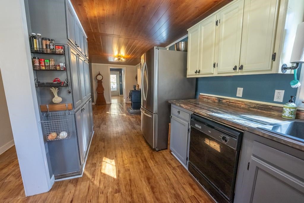 4900 Dugspur Road Dugspur, VA 24325 - Photo 47 of 86 Gallery Image 47