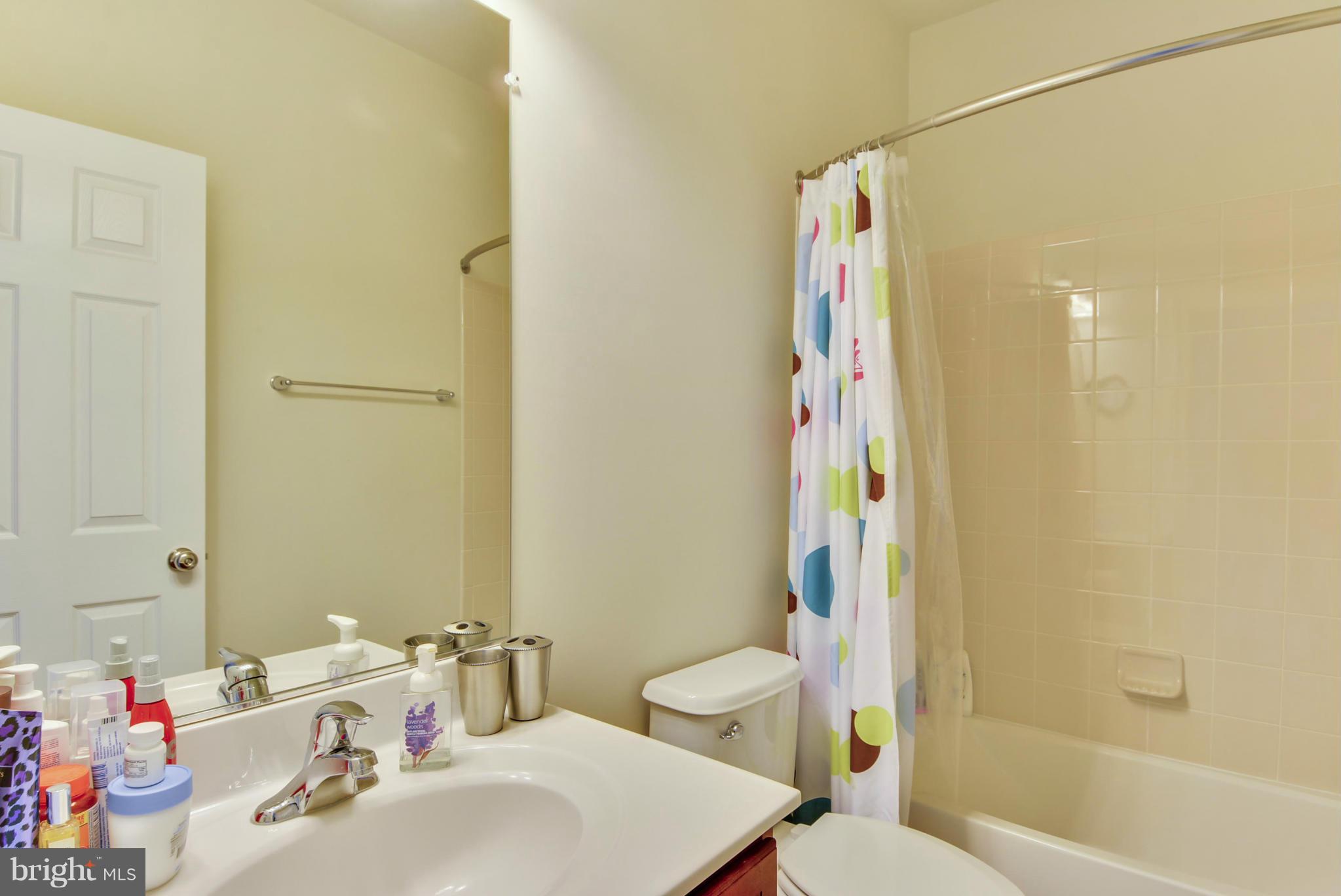 23543 Christina Ridge Square Ashburn, VA 20148 - Photo 15 of 27 Bath 3