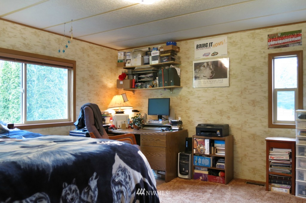21802 Sweeney Road Southeast Maple Valley, WA 98038 - Photo 18 of 25
