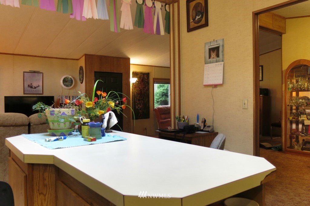 21802 Sweeney Road Southeast Maple Valley, WA 98038 - Photo 6 of 25