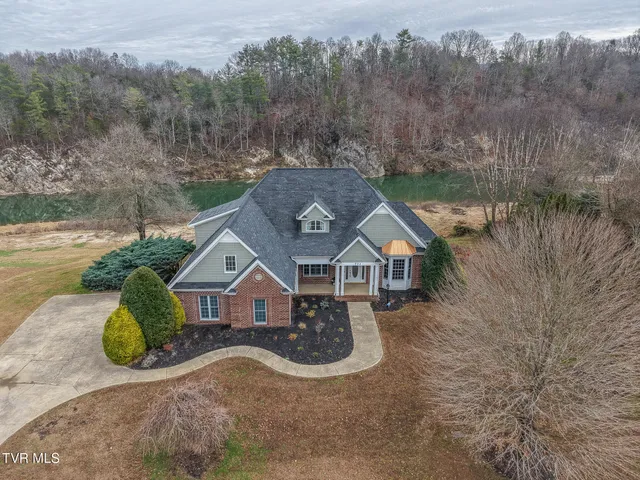 $779,900 | 773 Waterstone Circle, Greeneville, TN 37745