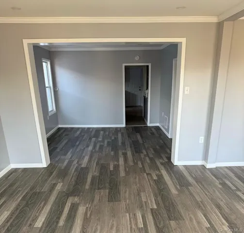 $325,000 | 515 Summit Avenue, Schenectady, NY 12307