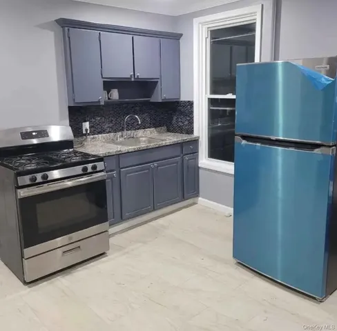 $325,000 | 515 Summit Avenue, Schenectady, NY 12307