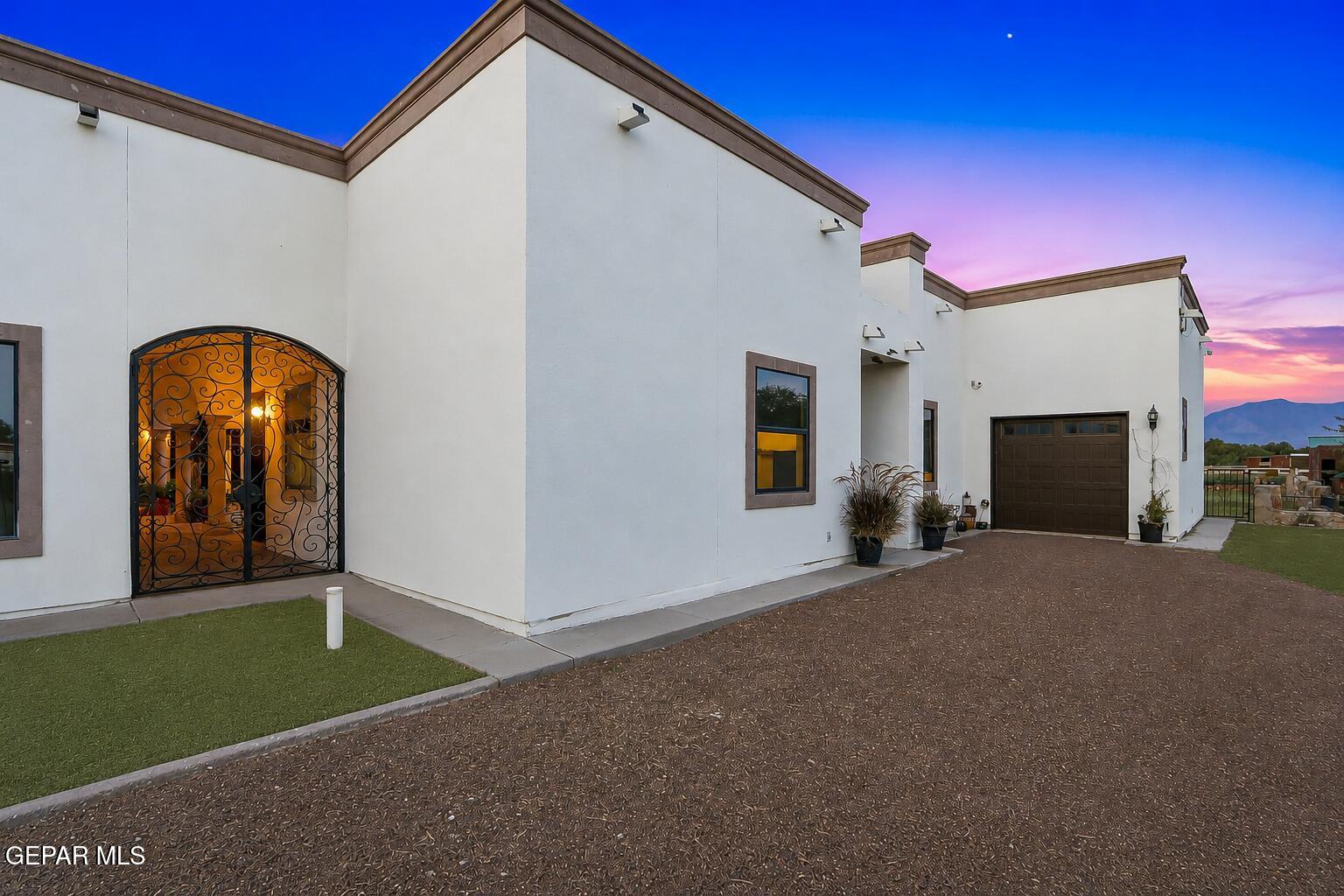 6750 Gato Road El Paso, TX 79932 - Photo 6 of 137 ChatGPT Image Aug 11, 2026, 01_37_33 PM