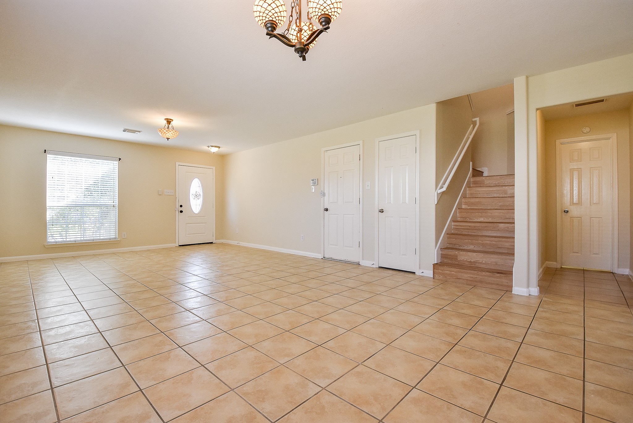23527 Maple View Drive Spring, TX 77373 - Photo 5 of 25 Gallery Image 5