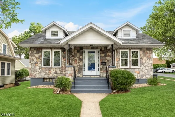 $389,900 | 211 Pennsylvania Avenue, Phillipsburg, NJ 08865