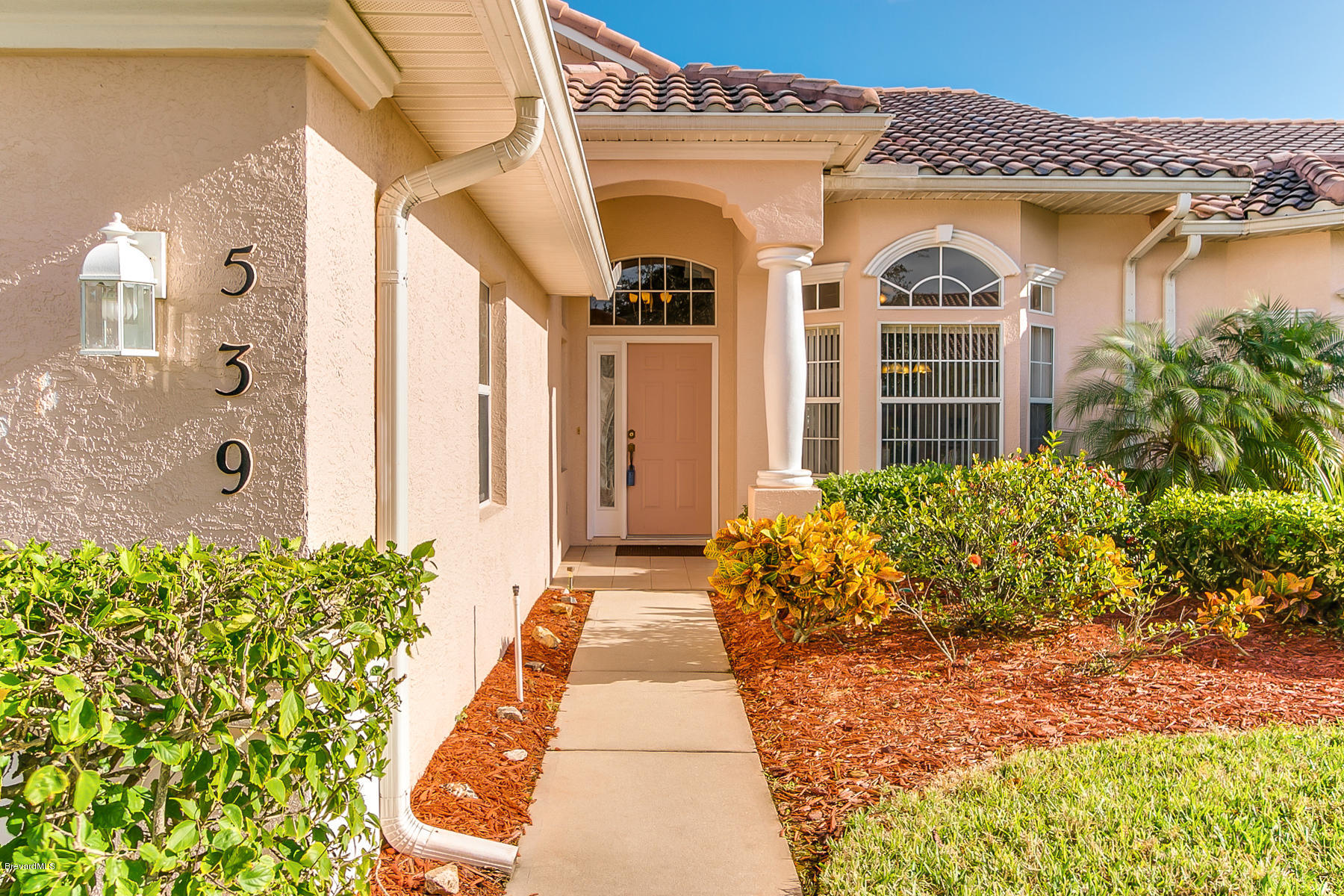 539 Renaissance Avenue Melbourne, FL 32940 - Photo 2 of 29 Front