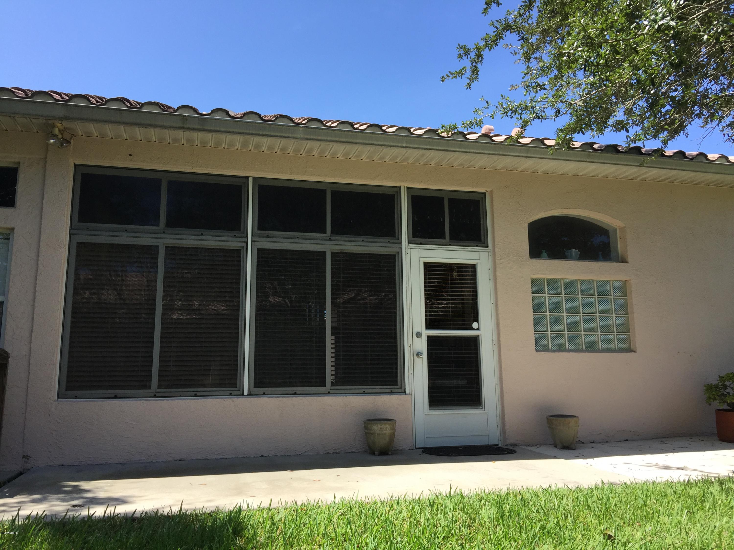 539 Renaissance Avenue Melbourne, FL 32940 - Photo 26 of 29 Back of Home