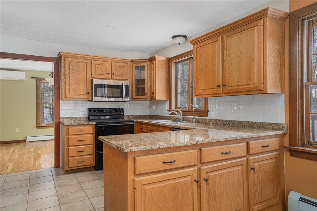 143 Ross Hill Road Charlestown, RI 02813 - Photo 14 of 35