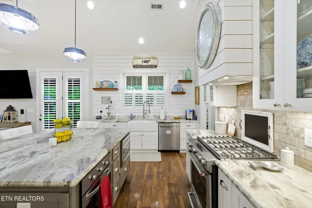 $840,000 | 103 Witt Court, Clinton, TN 37716