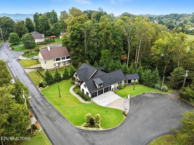 $840,000 | 103 Witt Court, Clinton, TN 37716