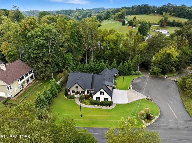 $840,000 | 103 Witt Court, Clinton, TN 37716