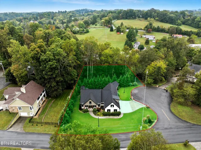 $840,000 | 103 Witt Court, Clinton, TN 37716
