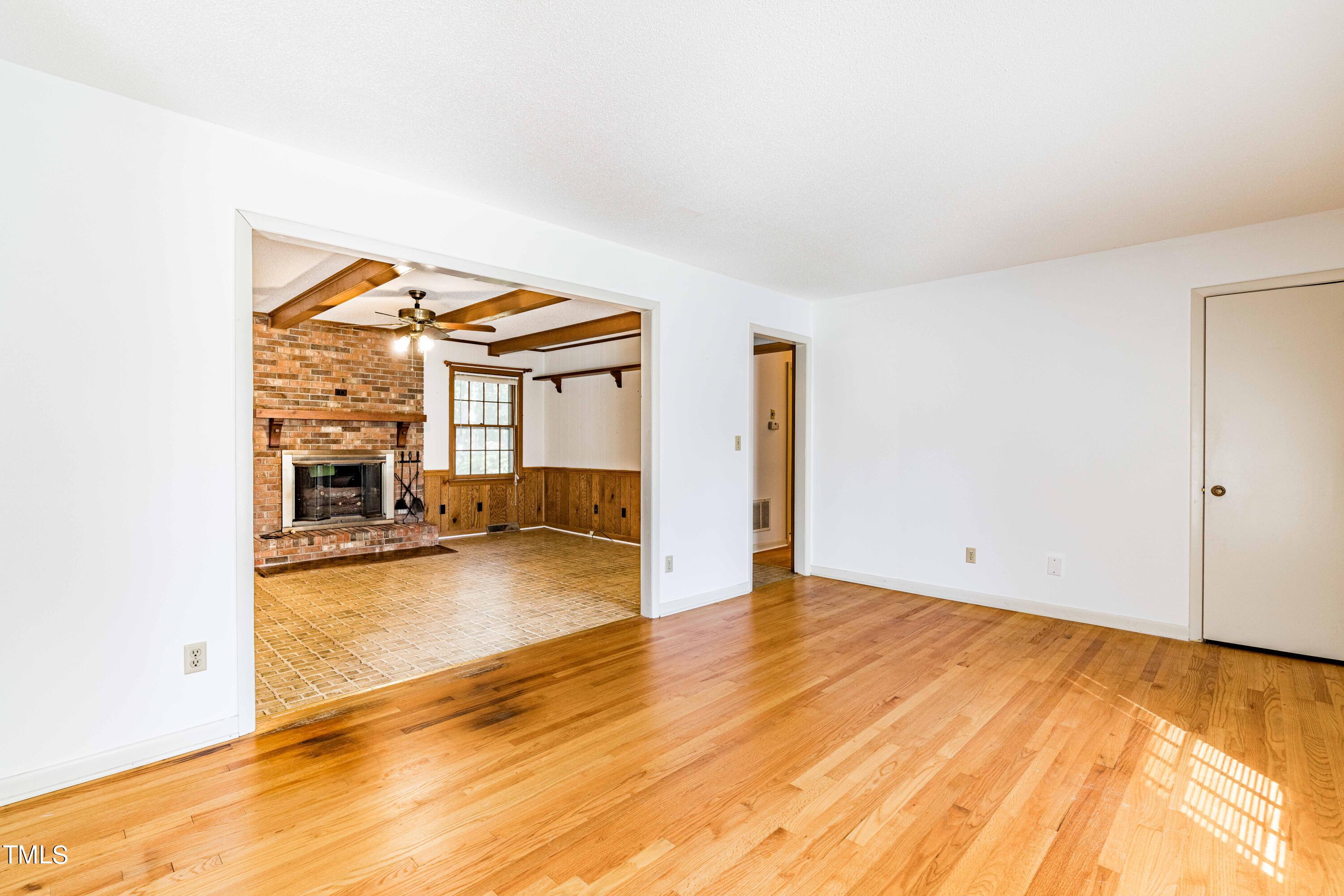 1613 Ridgeland Drive Raleigh, NC 27607 - Photo 10 of 40 DSC09810