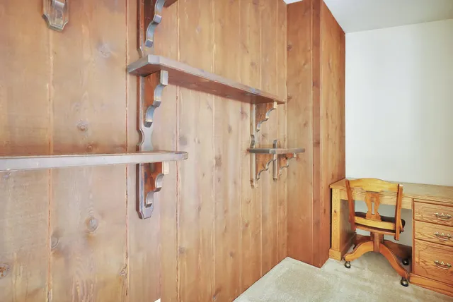 $390,000 | 2315 Berringer Road, Kossuth, WI 54220