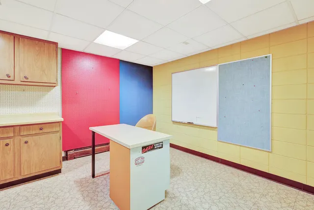 $390,000 | 2315 Berringer Road, Kossuth, WI 54220