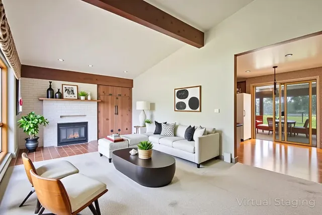 $390,000 | 2315 Berringer Road, Kossuth, WI 54220