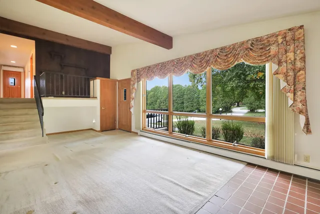 $390,000 | 2315 Berringer Road, Kossuth, WI 54220