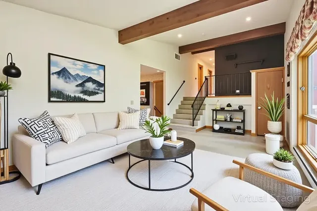 $390,000 | 2315 Berringer Road, Kossuth, WI 54220