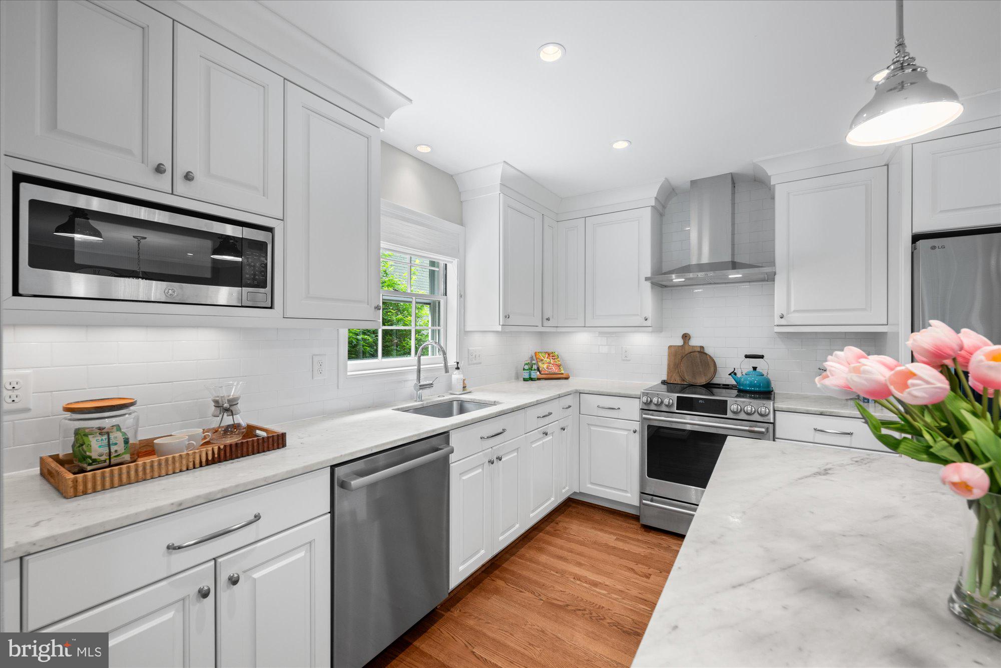 5608 Newington Road Bethesda, MD 20816 - Photo 8 of 26