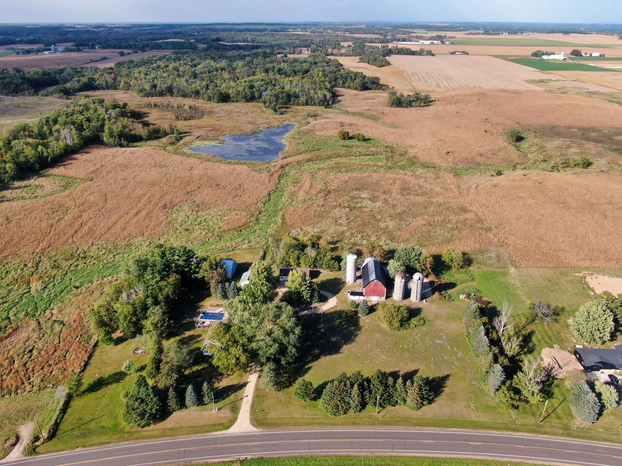 914 County Rd H New Richmond, WI 54017 - Photo 1 of 1 Gallery Image 1